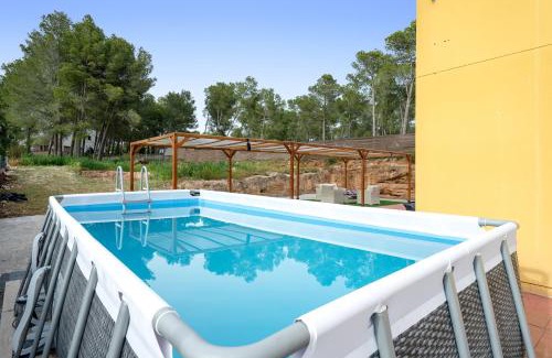 Cabra del Camp House | Casa Scarlet