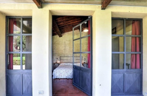 Calci Apartment | Casa Stemma 1 - Agriturismo Rosselmini | Historic residence in Tuscany