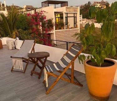 Emiliano Zapata House | Casa Tres Iguanas, La Punta