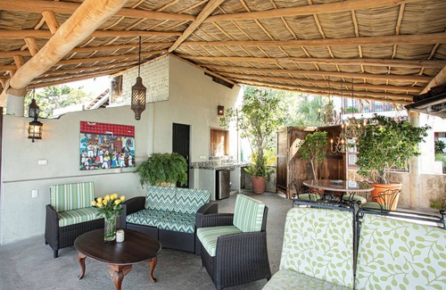 South Shore Hotel Area Villa | Casa Tres Vidas - Beachfront Villa on Playa Conchas Chinas