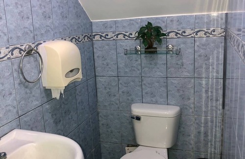 Banos de Agua Santa House | Casa Vacacional céntrica, acogedora,limpia ,segura,completamente independienten