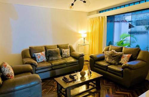 Sector 1 House | Casa Verde Jesús María - Zona Residencial