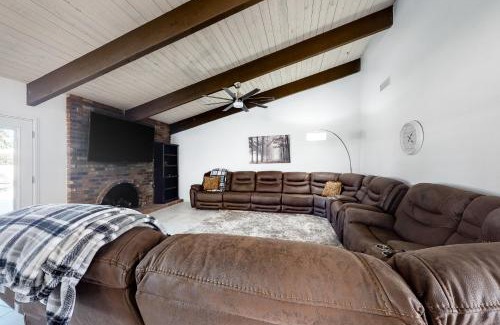 Indian Canyon House | Casa Via Estrella Permit# 4611
