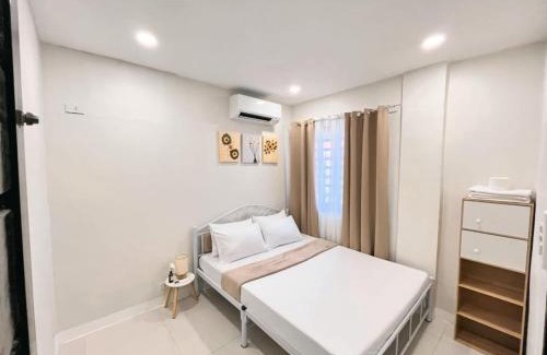Cabuyao House | Casa Viana - Modern House Upto 300mbps Wi-fi with Netflix, FREE Parking