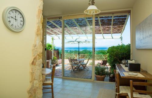 Capitana House | Casa Vista in Quartu Sant Elena, Capitana, with sea view!