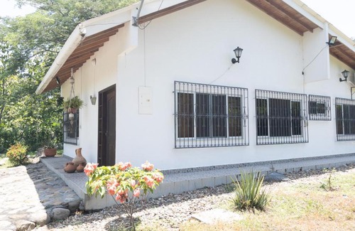Honda Villa | Casa Vitoria