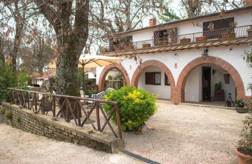 Caprarola Villa | Casale dei castagni