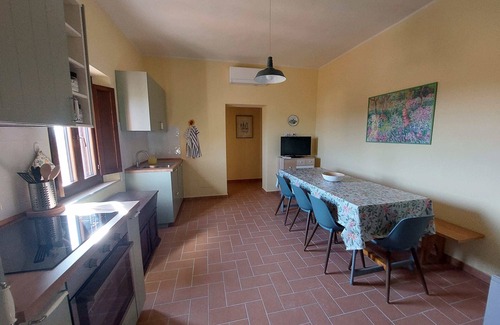 Piombino House | Casale Il Pescinone - Glicine, tra Mare e Campagna, per Famiglie Numerose