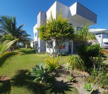 Sao Vicente de Paula House | Casarão de frente para a lagoa de Praia Seca