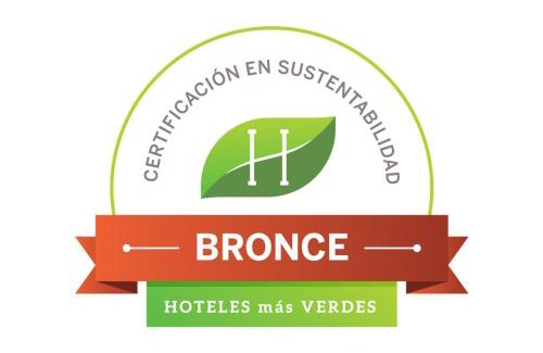 Huerta Grande Ski Chalet | Casas HG-Desayuno sencillo entregado al check in-Pileta climatizada en predio a 2 kilómetros-Acepta mascotas bajo petición-Cochera para 1 auto