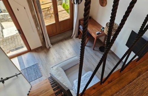 Angra do Heroismo House | Casca de Noz - Modern Rustic Beach Getaway