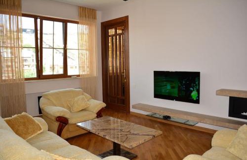 Kentron Apartment | Cascad Ellite PH