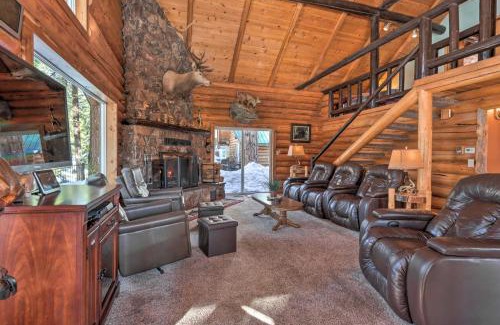 Cascade House | Cascade Cabin with Mountain View and River Access