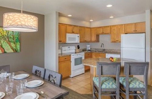 Downtown Leavenworth Resort | Cascade Mountains tapping on your shoulder!
