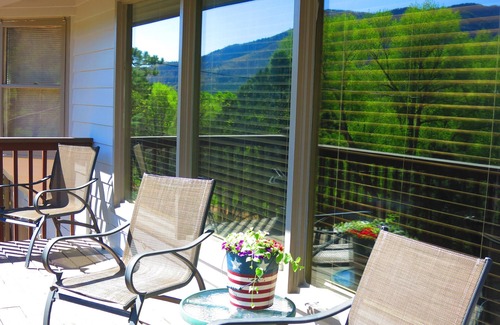 Manitou Springs House | CASCADE RETREAT IN MOUNTAIN SETTING, NEAR PIKES PEAK, MINUTES TO MANITOU SPRINGS