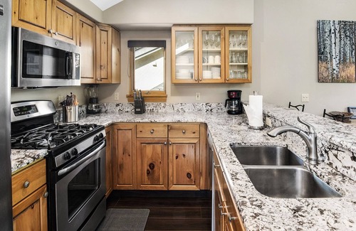Vail House | Cascades on Gore Creek | Spacious 4BD Vail Vacation Rental Near Cascade Village