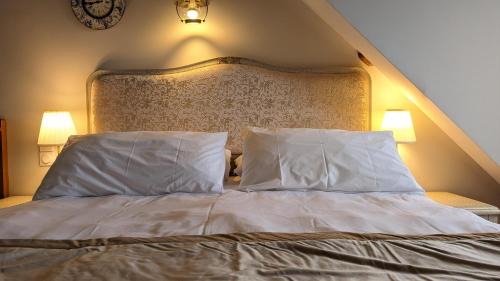 Lechatelet House | Cascarot
