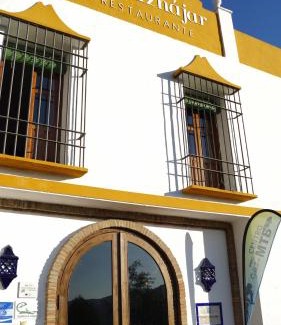 Iznajar Hotel | Caserio de Iznájar