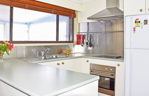 Tuross Head House | Caseys by the Lake @ Tuross Head