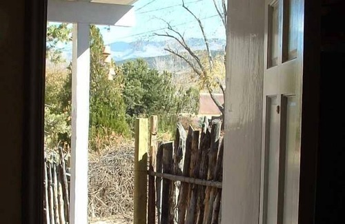 Northeast Santa Fe Condo | Casita Artista: Great Location & Great Price