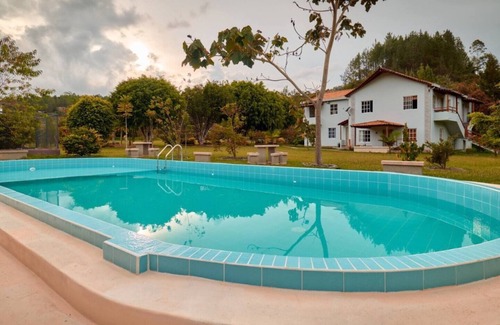 Guarne Apartment | casita campestre de descanso cerca de Medellín.nn