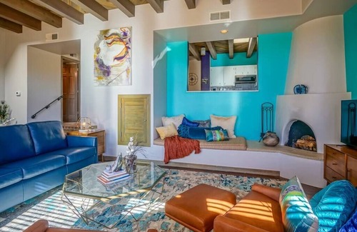 Nambe Pueblo House | Casita Cotón - 2 bed, 2 bath, sleeps 6. Mountain views!