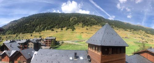 Soldeu Ski Chalet | Casita de madera a Peu del Riu Incles - Sol y Nieve - Parking incluido