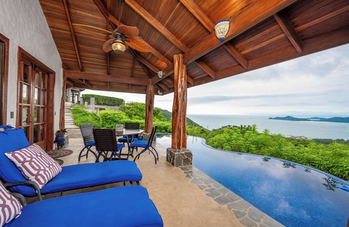 Playa Hermosa Cottage | Casita on top of the world, 2 bedroom Guest house for rent, Playa Hermosa