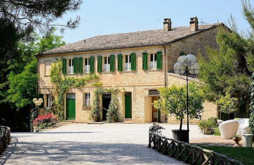Rupoli Villa | Casolare Tombolina in Colli al Metauro , Marche
