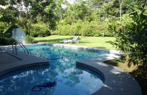 La Fortuna Hotel | Casona Rústica & Bungalow
