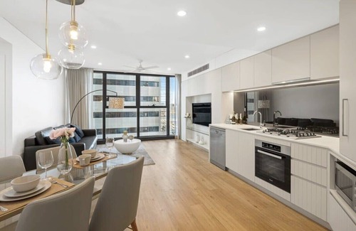 Brisbane Central Business District Apartment | CASSA ONE - Luxury 1b Apt w/Outdoor BBQ Area