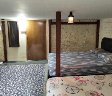 Sri Aman House | Cassava Horbit Room include Aircon