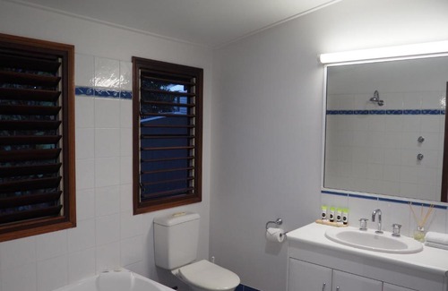 Mission Beach Villa | Cassawong Cottages