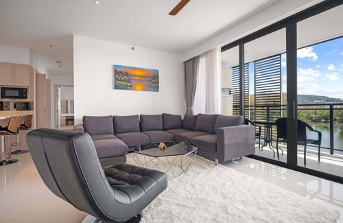Bang Tao Condo | Cassia Residences 3BR B Lake side