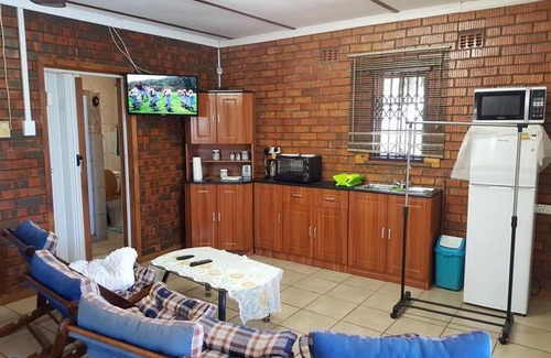 Richards Bay Apartment | Cassiandra Place unit 2