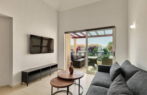 Maleme Apartment | Cassiopeia 5 Bedroom Villa on beach with pool