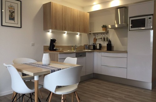 Cassis Apartment | Cassis T2 air-conditioned south-facing with parking - 50m from port