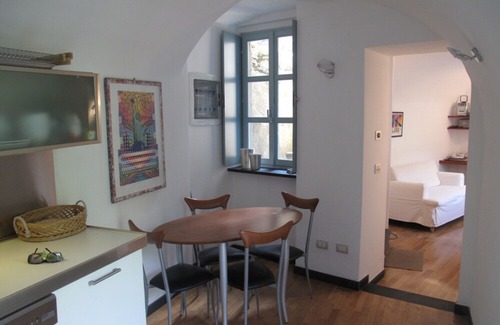 Colletta Apartment | Castelletto With Mountain View
