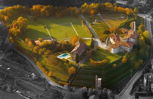 Cernusco Lombardone Bed & Breakfast | Castello di Cernusco Lombardone
