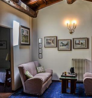 Cernusco Lombardone Bed & Breakfast | Castello di Cernusco Lombardone