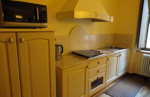 Izzalini Apartment | Castello Izzalini Todi Resort "Apt 12"