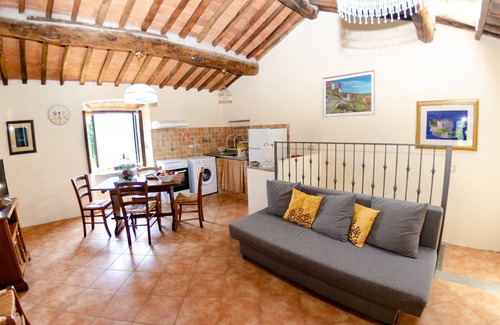 Lanciole Cottage | Castelvecchio Family Retreat