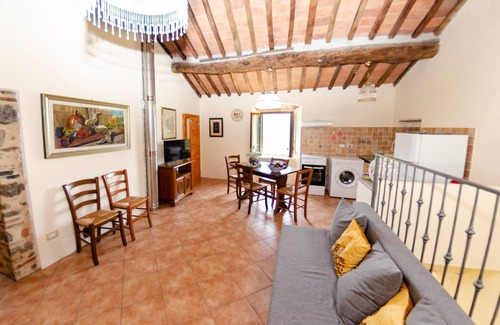 Lanciole Cottage | Castelvecchio Family Retreat
