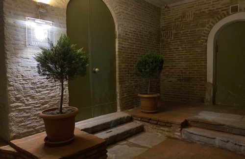 Tbilisi City Centre Hotel | Castle in Old Town