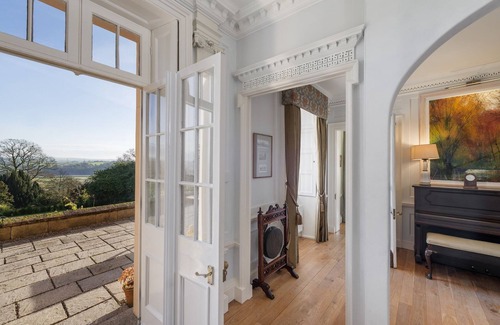 Saltash House | Castle in Tamar with Pool and Gardens