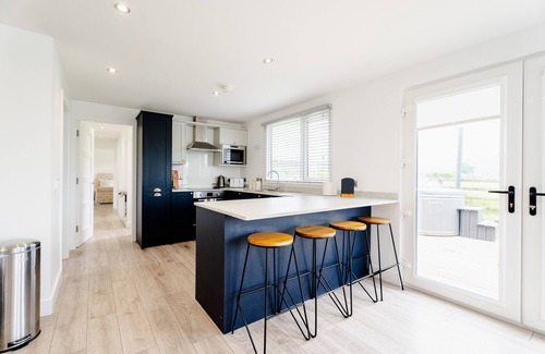 Meigh Ski Chalet | Castle View Chalet by Clonlum Cottages