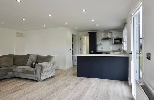 Meigh Ski Chalet | Castle View Chalet by Clonlum Cottages