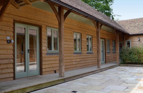 Sedlescombe House | Castlemans Stables West