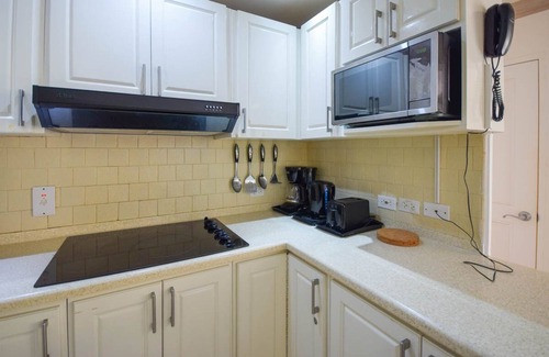 St. Lawrence Gap Apartment | Casual St. Lawrence Gap apt near beach - Terraces 104