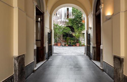 Borgo-Sanzio Apartment | Catania City Center Historical Building Home